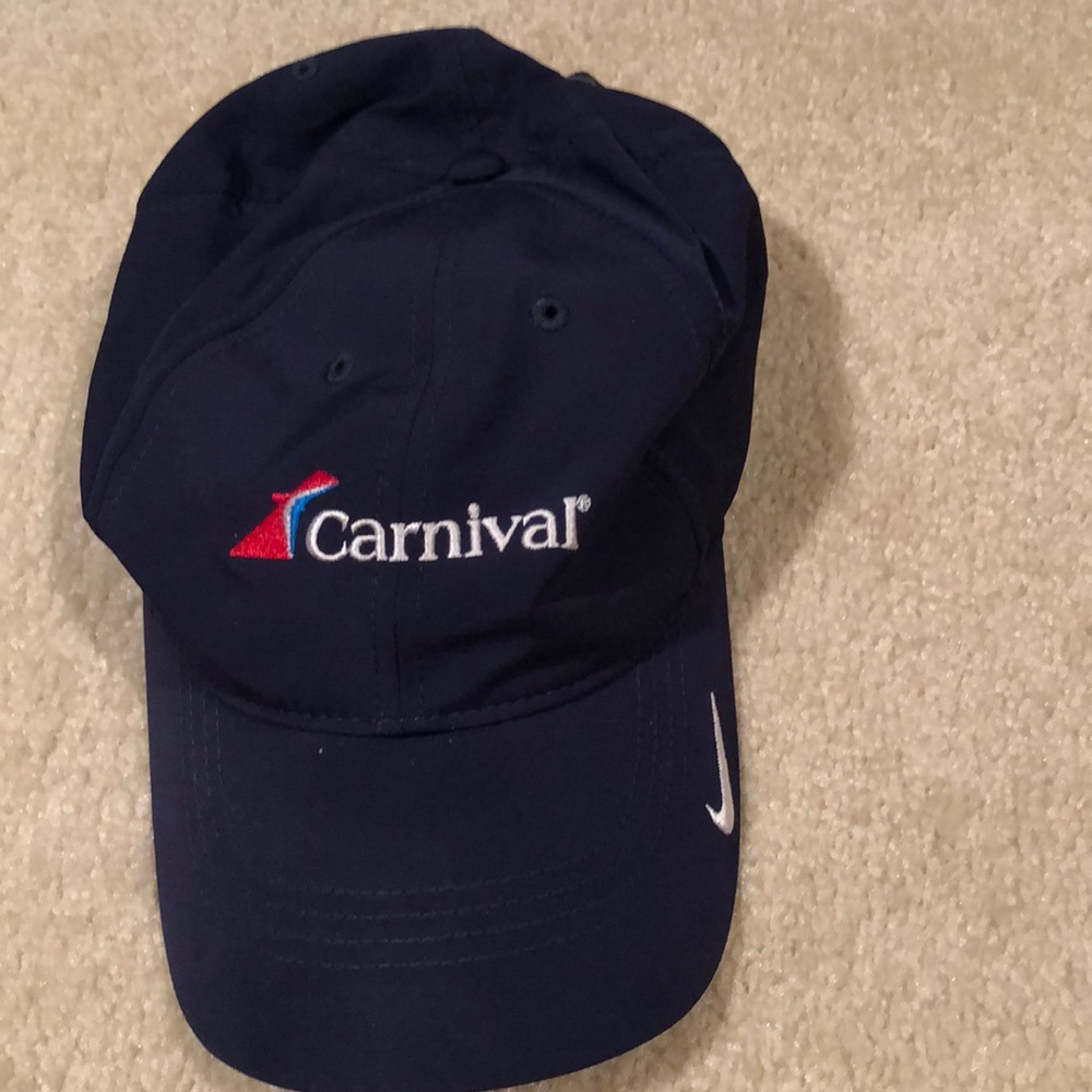 Nike carnival golf hat